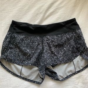 Lululemon Speed Short 4-Way Stretch 2.5”